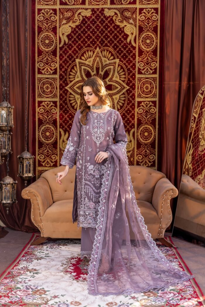 ELAIYA - Image 1