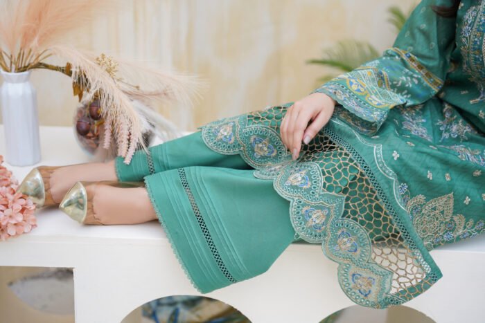 Emerald - Image 4